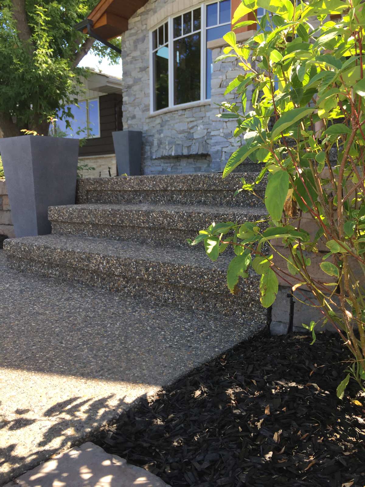 12 Eye-catching Paver Steps Against House to Improve Your Landscape ...