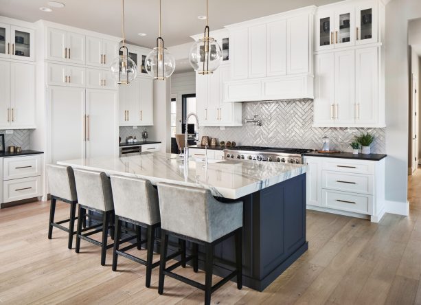12 Nice Looking Quartz Countertops With Oak Cabinets For Your Kitchen La Urbana Quartz Countertops With Oak Cabinets, Quartz Counters White Cabinets
