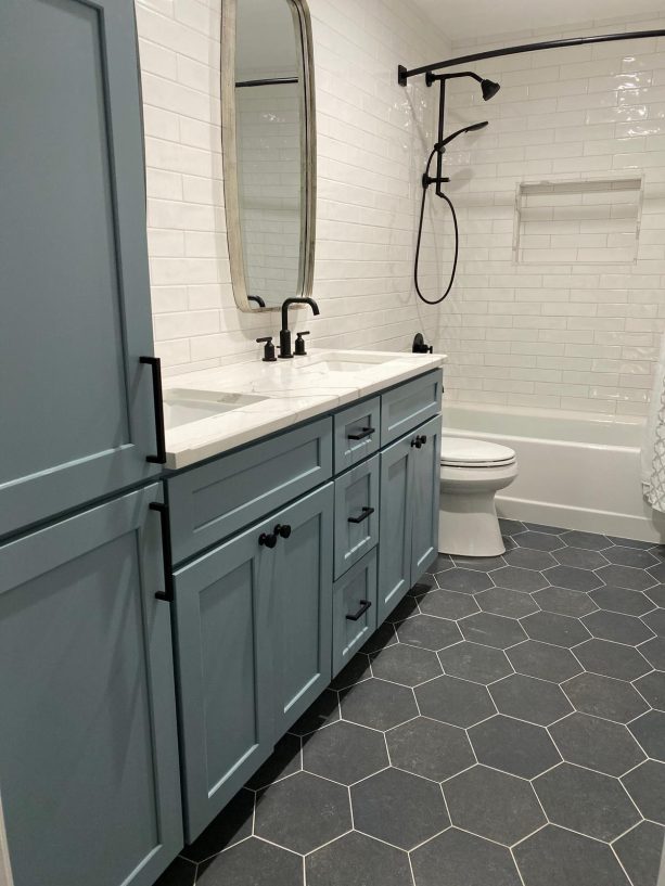 livid accent color for gray and white bathroom