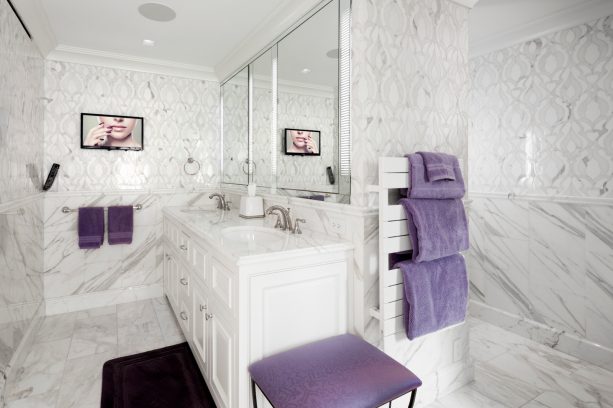 purple accent color for gray and white bathroom
