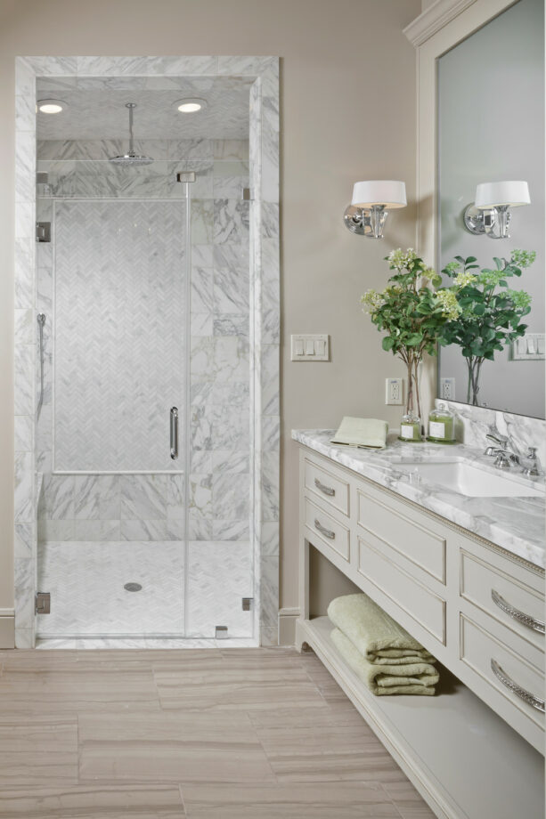 bianco giola marble as a bathroom door trim